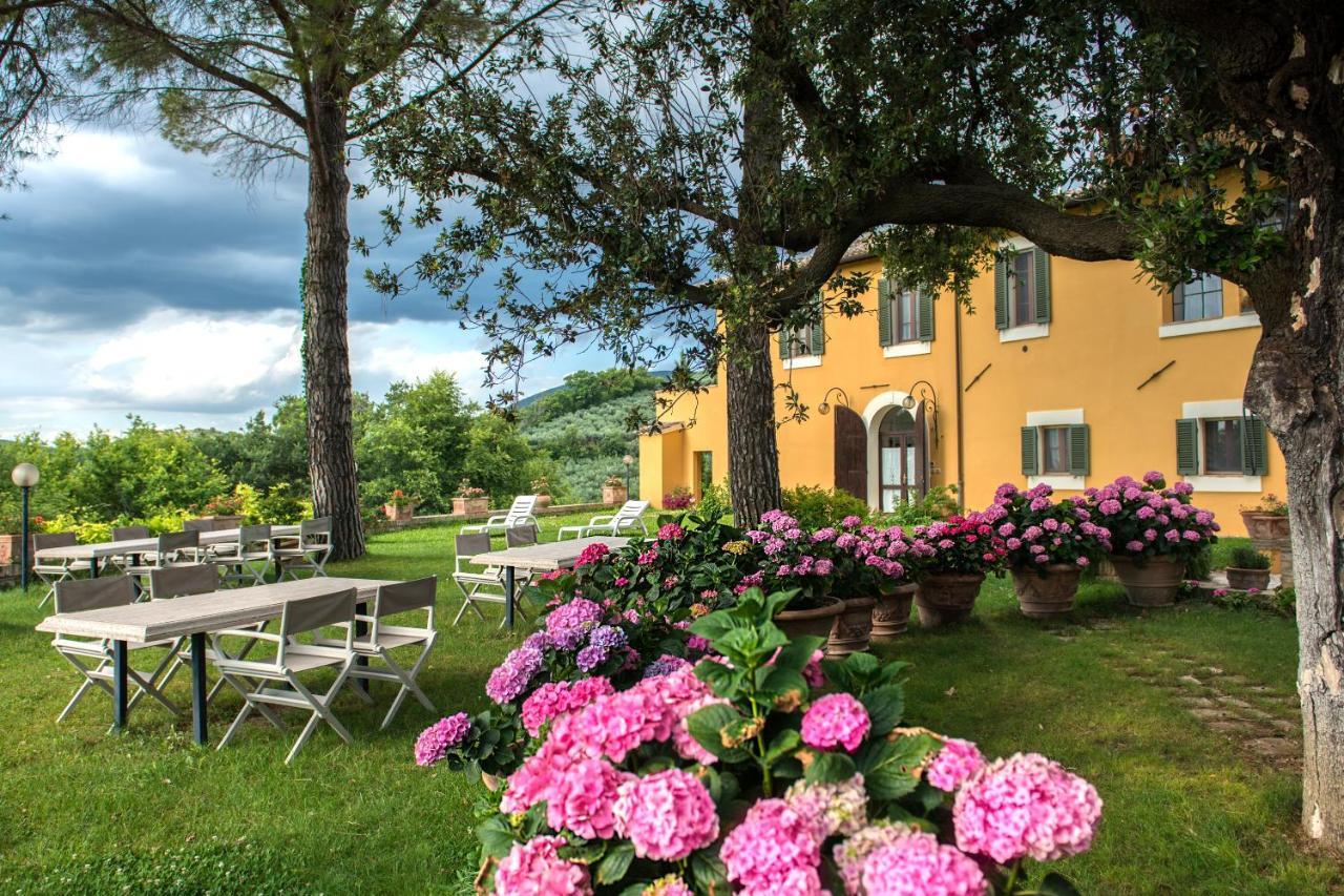 Appartamento Casa Dei Lecci Foligno Esterno foto