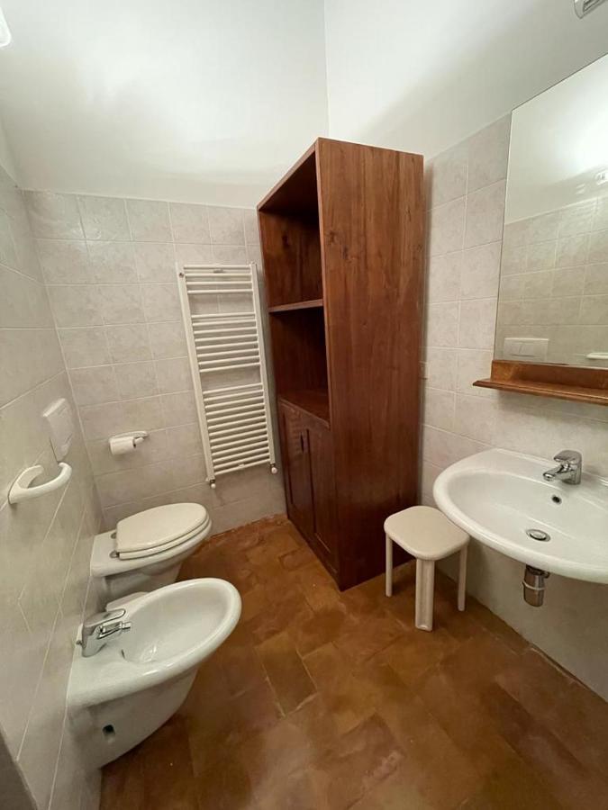 Appartamento Casa Dei Lecci Foligno Esterno foto
