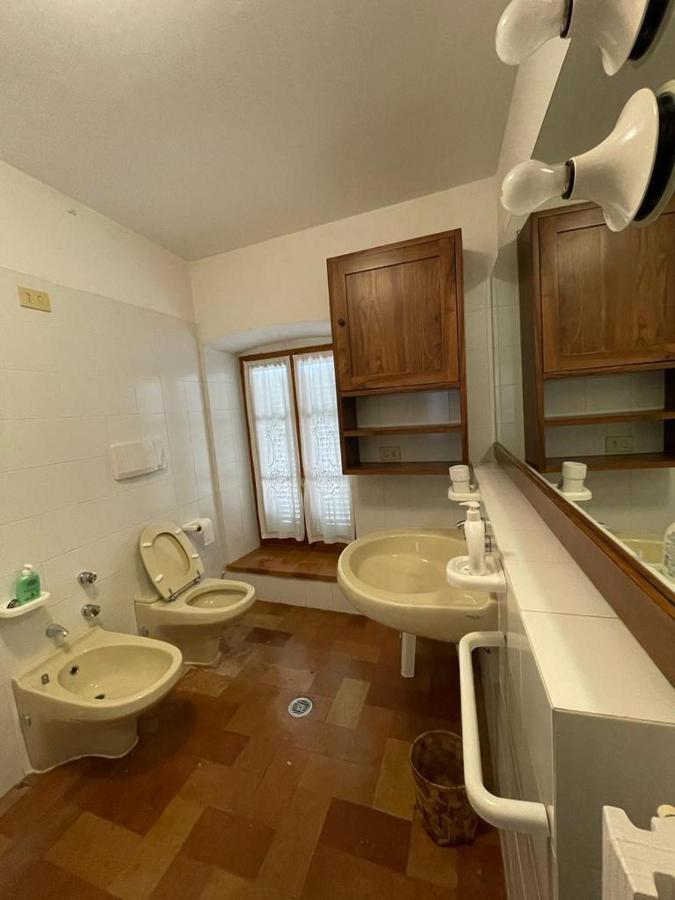 Appartamento Casa Dei Lecci Foligno Esterno foto