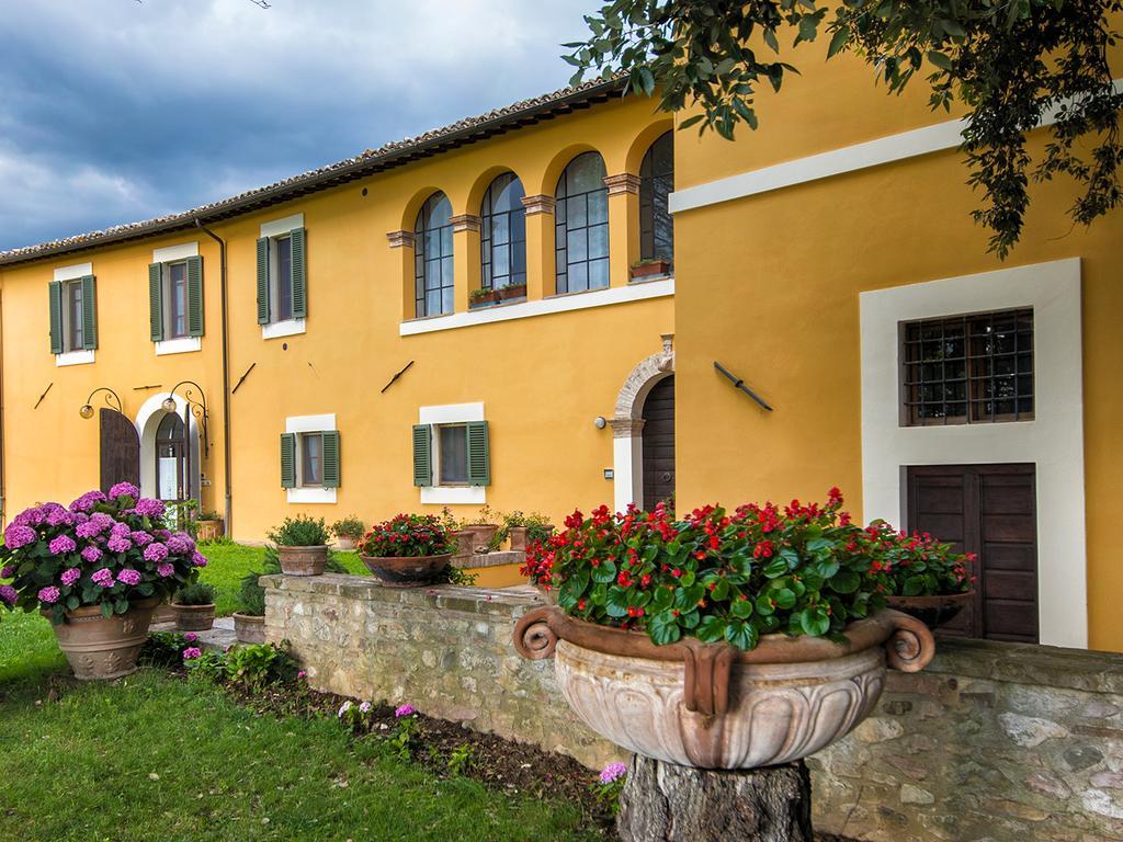 Appartamento Casa Dei Lecci Foligno Esterno foto