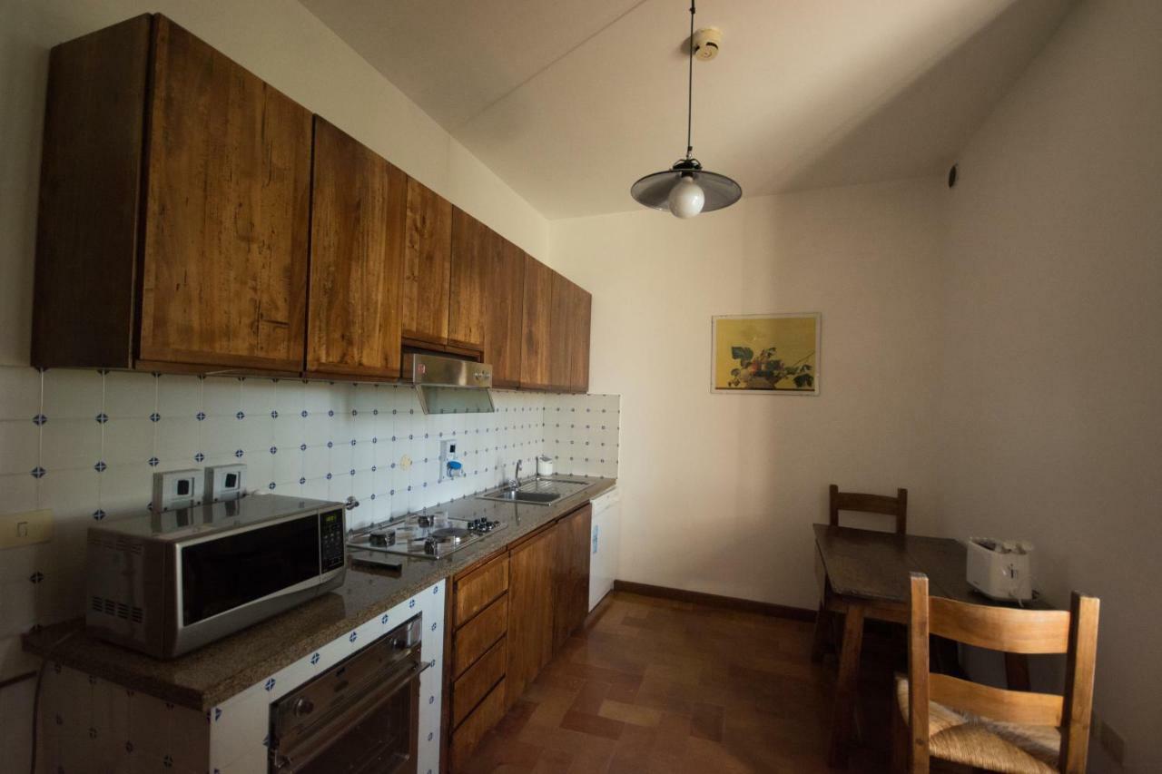 Appartamento Casa Dei Lecci Foligno Esterno foto